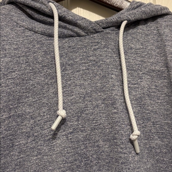 Rhoback women’s top - Picture 3 of 7